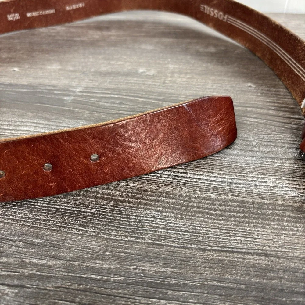 Fossil Mens size 38 Brown Genuine Leather Belt Nickel Buckle 1.5